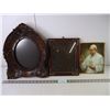 Image 1 : (2) Picture Frames (8x10) and Framed Picture of Pope John Paul