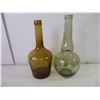 Image 3 : Barometer,(2) Decorative Bottles and (4) Gold rimmed Plates