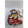 Image 4 : (3) Cake Pans - Smurfs, Four (4) and a Sesame Street