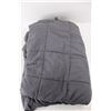 Image 3 : Plastic Laundry Basket, Weighted Blanket, Unknown Weight