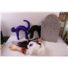 Image 2 : * Assortment of Halloween Decorations