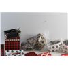 Image 3 : Christmas Decor, Ornaments and Storage Boxes