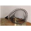 Image 2 : *Lucky Strike Fishing net w/ 4ft Handle, 27'' Net
