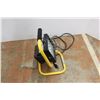 Image 3 : *120 Volt Industrial Construction Light - Powers On