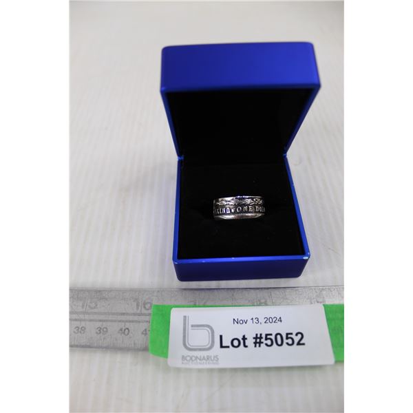 United States Of America Silver Ring w/ Light up Box