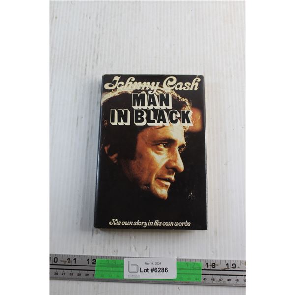 Johhny Cash Man in Black Book