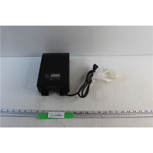 Hampton Bay 120W Digital Transformer - Tested