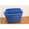 Image 1 : *Rubbermaid Tub, Missing Lid -21'' x 15'' x 16.5''