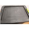 Image 2 : *Plastic Tub w/ Lid- 22.5'' x 16.5'' x 16.5''