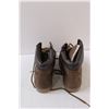Image 6 : Pair of Winter Boots - Size 8