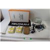 Image 1 : Wireless Wall Switch Timer, Earbuds, Soundflow Speaker, Trudeau Flag,