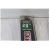 Image 2 : (2) 20" Universal Fit Wiper Blades