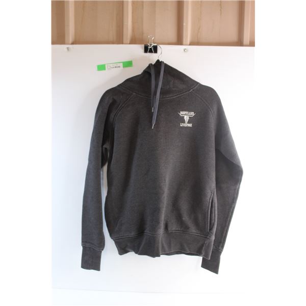 *Northland Livestock Bunny Hug - Size M