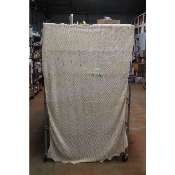 Crochet Blanket 75'' x 45''