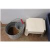 Image 4 : *Galvanized Mop Bucket, Plastic Tote 21'' x 12'' and a Step Stool