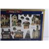 Image 3 : Holiday Fine Collectible 19 pc Village Set