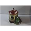 Image 3 : Village Gazebo Christmas Porcelain Decor