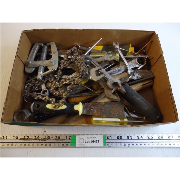 Flat of assorted tools as pictured