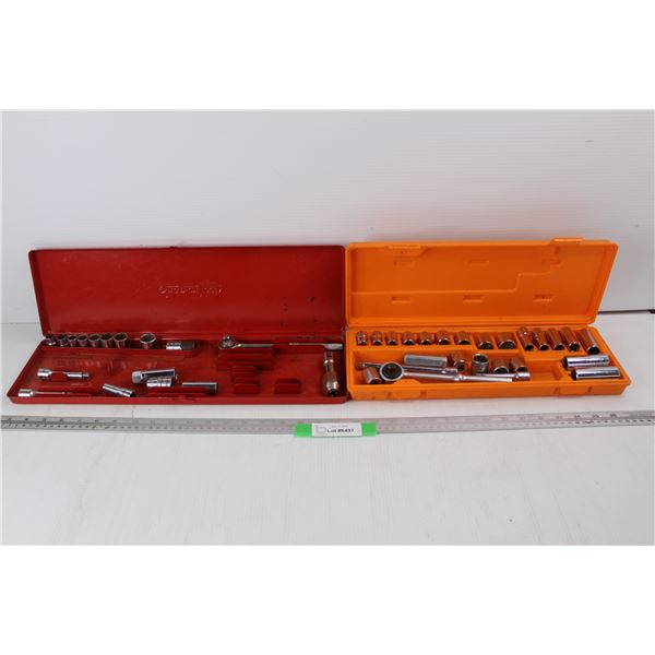 Snap- On Tool Case w/ No Snap-On Sockets, Maple Leaf Tool Case w/ 3/8'' Drive Metric Sockets