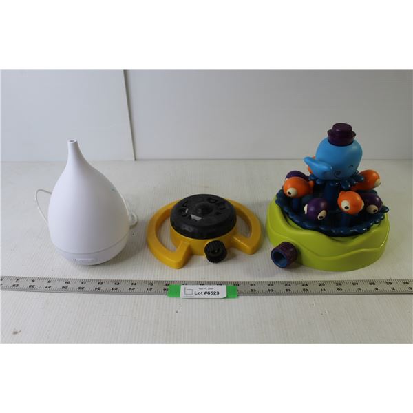 (2) Lawn Sprinklers (mybtoys, Plantsmart), FCC KH-X135B Diffuser - USB Connect