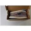 Image 4 : Toms Avalon Pair Women's Shoe - Size 6 (NIB)