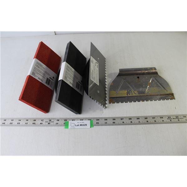(3) Trowels (Steel & Grout Floats) (NIB), Grout Spreader