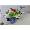 Image 2 : Child's Toy Airplane With 20 Figurines