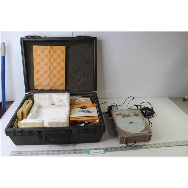 Supco CR87B Fahrenheit Temperature Recorder With Tote & Contents