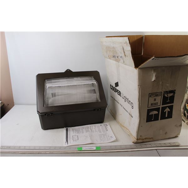 * Cooper Lighting Wall Pak - As Is