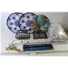 Image 1 : (3) Serving Platters (2 Melaware Plastic 14" Dia, 1 Stokes Glass 13" Dia), (2) Small Metal Baskets, 
