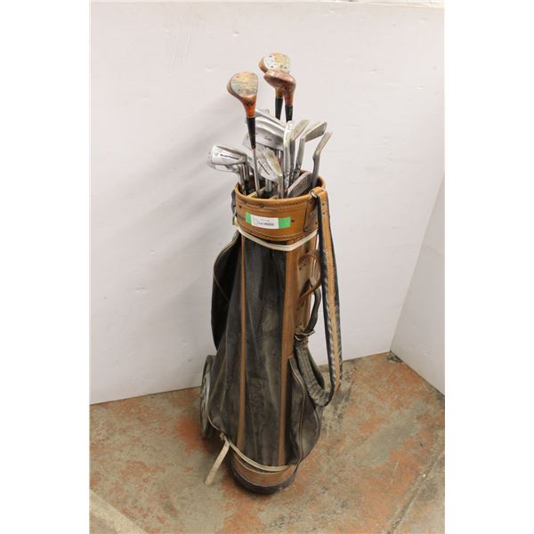 *Sears Advisory Staff Model Golf Bag w/ Clubs