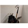 Image 2 : *Unmarked Golf Bag w/ Various Powerbilt Clubs