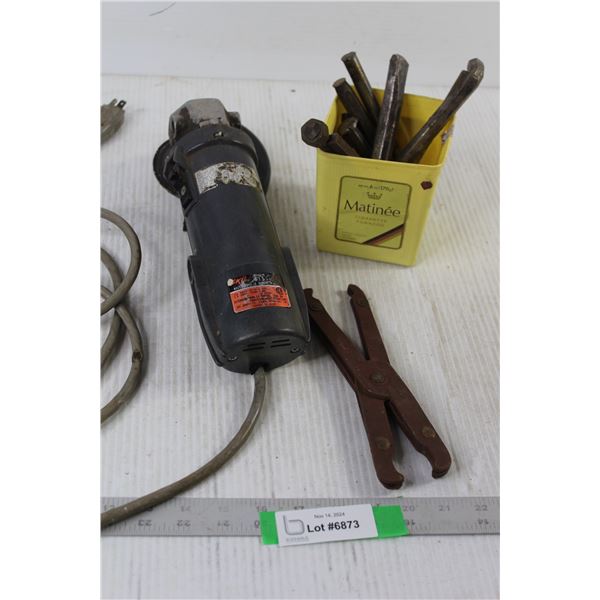 Chiselling Tools, Grinder - tested Powers On