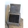 Image 3 : ** River Grille Brand Hardwood BBQ - as is