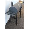 Image 6 : ** River Grille Brand Hardwood BBQ - as is