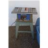 Image 5 : ** King Canada 10" Table Saw - 2.5hp & Rubbermaid Storage Tote w/Contents - as is