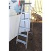 Image 4 : ** Aluminum 6ft Ladder