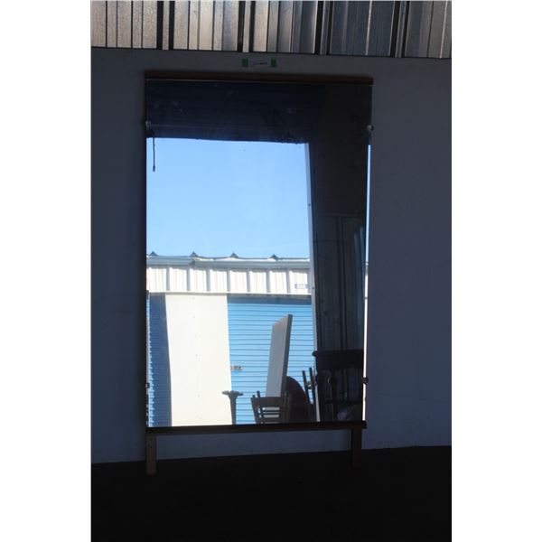 *** Mid-Century Dresser Mirror - 47" x 26"