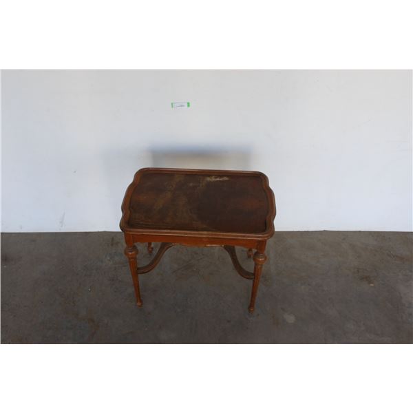 *** Vintage Wood End Table - 24" x 17" x 20"