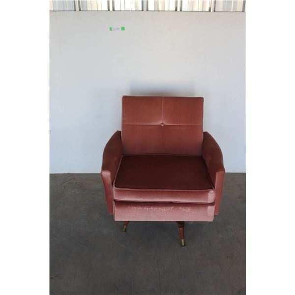 *** Vintage Pink Velour Rock and Swivel Chair, some wear - 29” x 28” tall