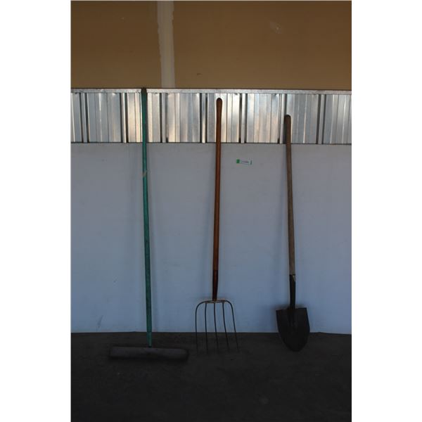 *** (3) Tools: Landscaping Rake, Pitch Fork, Spade