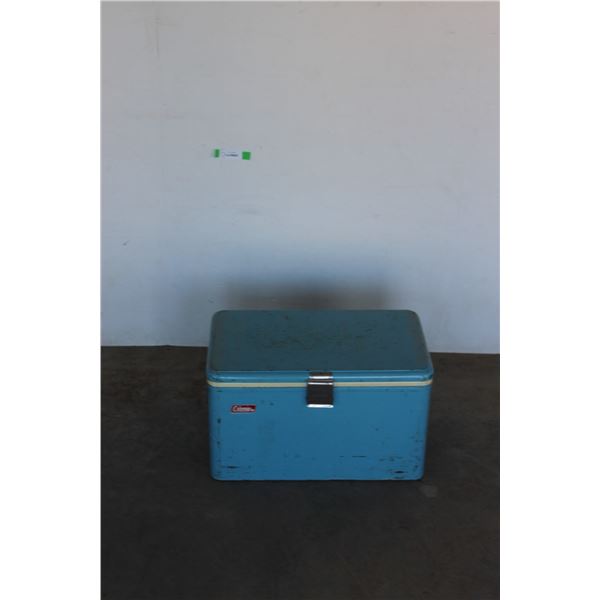 *** Coleman Cooler - 22" x 13"