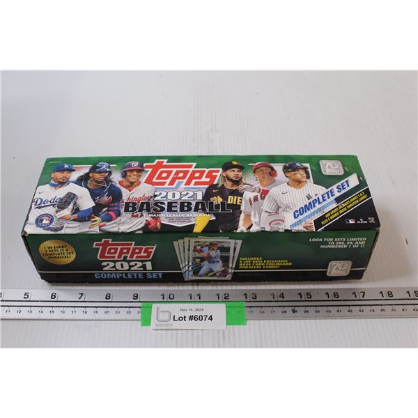 Factory Set Topps 2021 Baseball Cards in Box