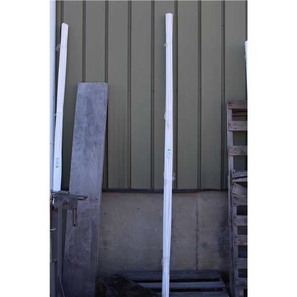 ** Bundle of 30 Vinyl Trim - 1/2" x 1/4" - 103" Long