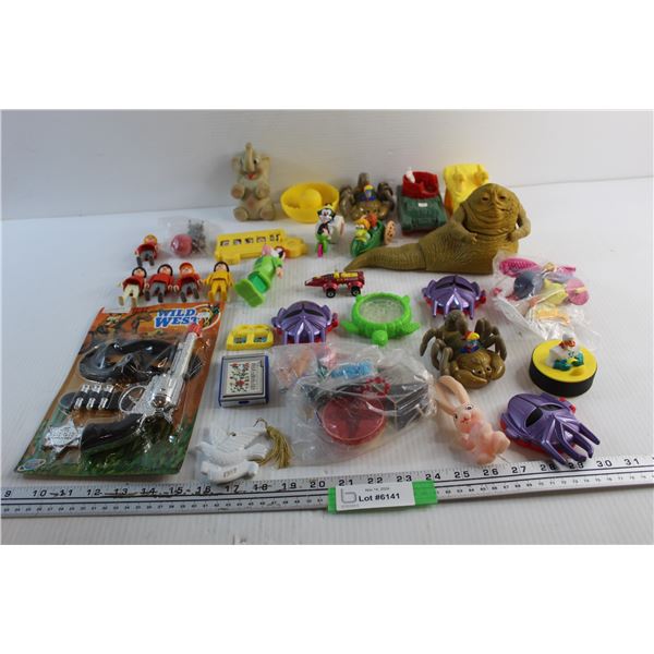 Lot Of Various Vintage Toys, Magic School Bus, Playmobile, Misc.