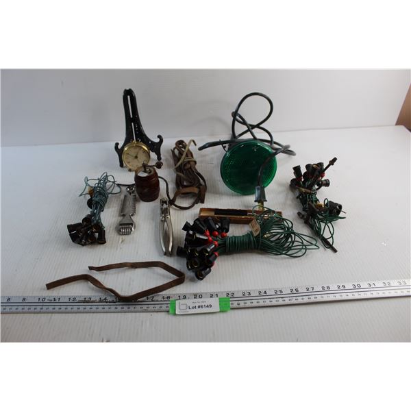 Vintage Pepper Mill Pepper Grinder, Christmas Light Fixtures On Cord, No Bulbs, Misc.