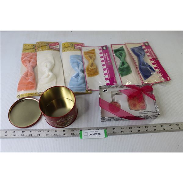 (6) Vintage Fashion Bows, Vintage Compact Mirror & Key Ring Set (NIB), Decorative Tin