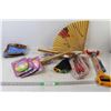 Image 1 : (4) Hand Fans, Jump Rope, Toys