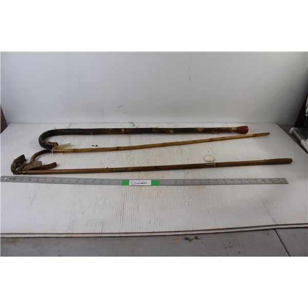 Shotgun Cleaning Rug, (2) Canes