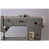 Image 4 : * Vintage Pfaff 93 Sewing Machine